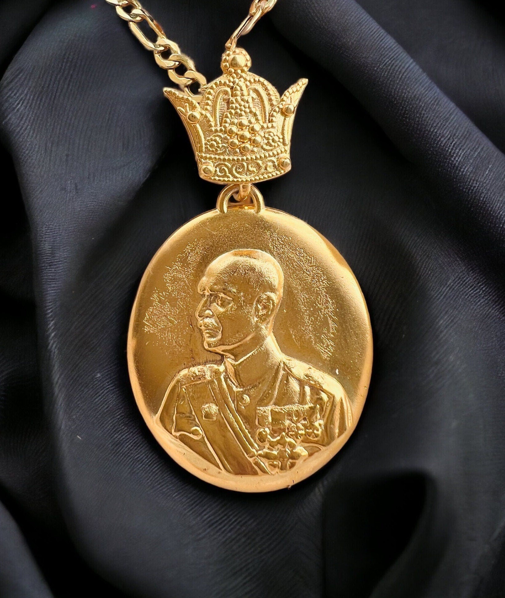 Reza Shah Pahlavi Pendant – 22K Gold Plated 925 Silver | Persian Pahlavi Jewelry | Middle Eastern Necklace | Heritage Gift,Made in Turkey