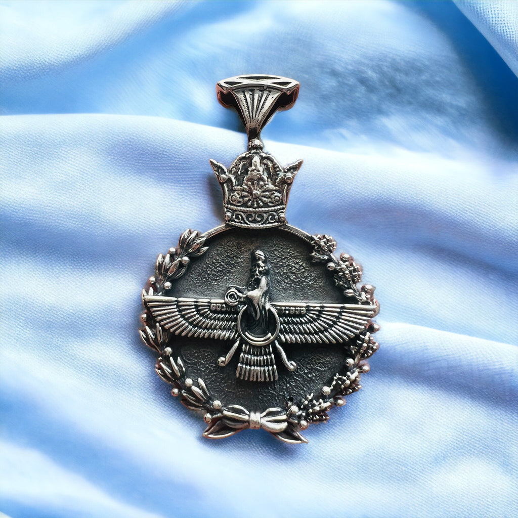 Persian Persia Pahlavi 925 Silver Faravahar Pendant: Zoroastrian Achaemenid Crown