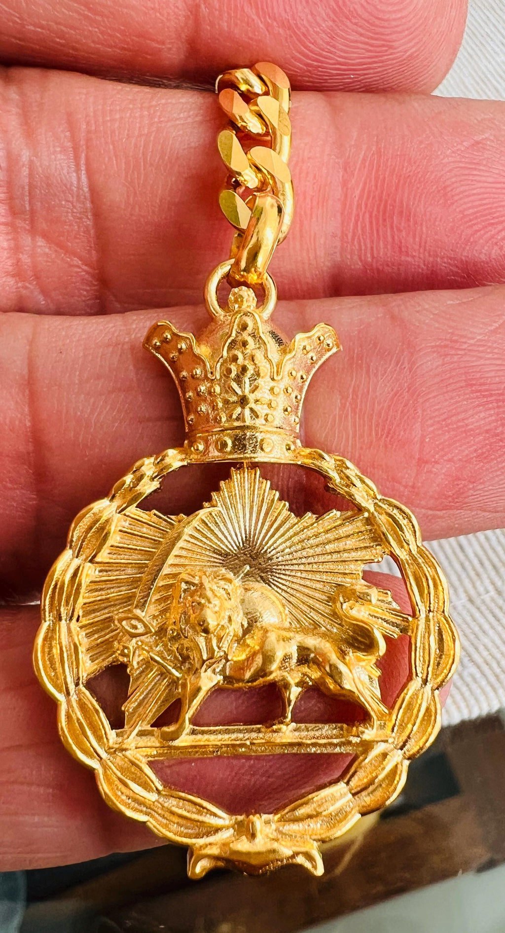 Persian Lion & Sun Keyring – Gold Plated 925 Sterling Silver, Pahlavi Shah Inspired Gift,Made in Turkey